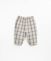 Trousers with a blend of organic cotton and recycled cotton