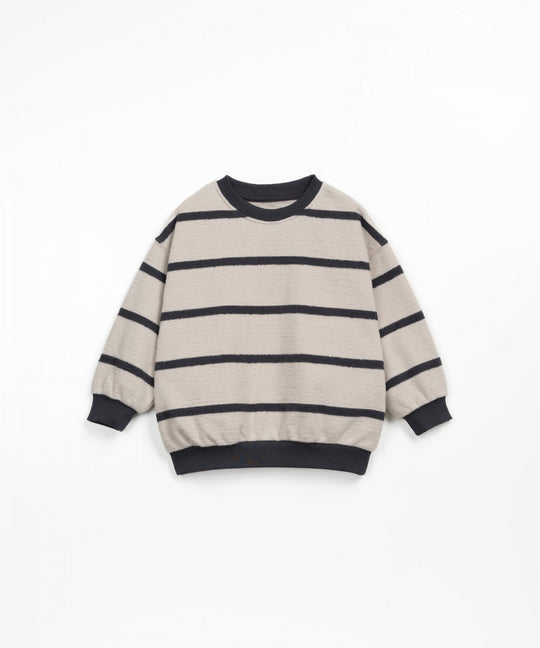 Striped knitted jumper with cuffs