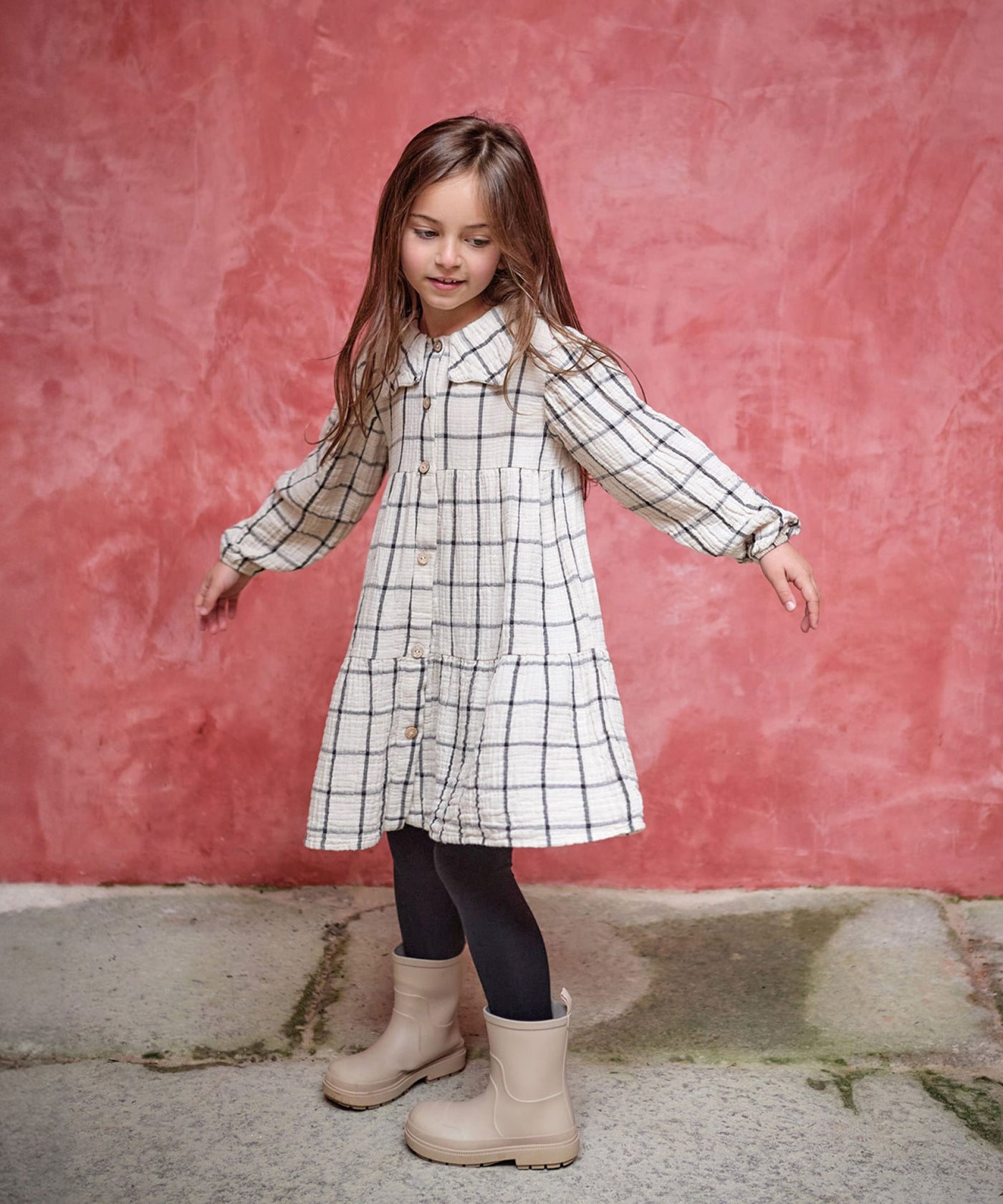 Woven dress with checkered pattern