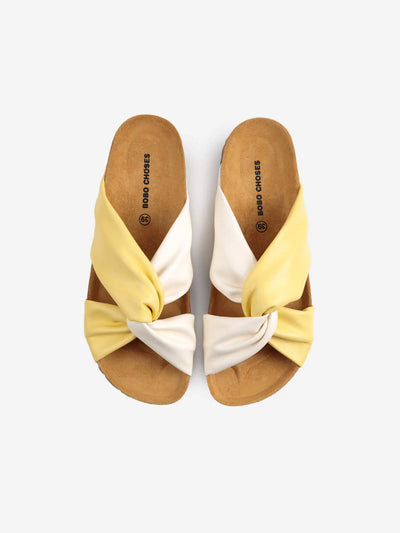Sandalias cruzadas Bobo Choses