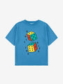 Camiseta azul con dibujo de dados y texto Roll the dice de Bobo Choses.