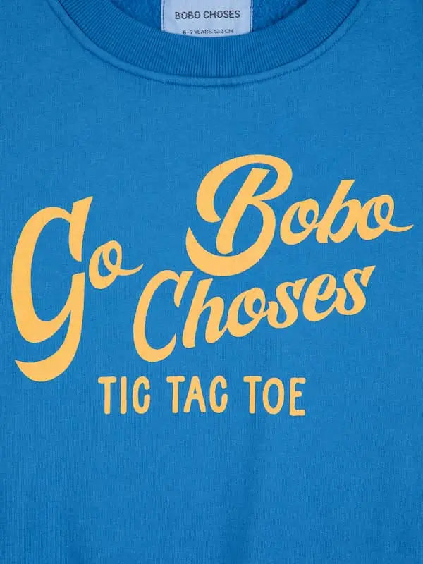 Detalle de la frente de la sudadera Go Bobo Choses aw25.