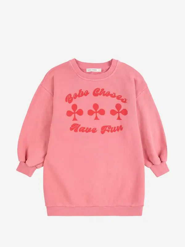 Vestido rosa de algodón organico y forro polar con logo y letras Have Fun en rojo de marca infantil sostenible Bobo Choses para niñas. 