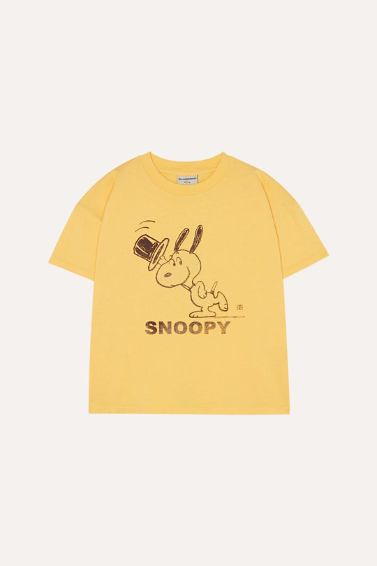 Camiseta amarilla con dibujo de Snoopy de The Campamento