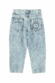 Vaqueros azules estilo mom fit para niñas de Piupiuchick-vista trasera.