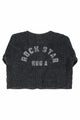 Chaqueta negra con texto "Hug a rock star" en la espalda, vista trasera,moda sostenible Piupiuchick.