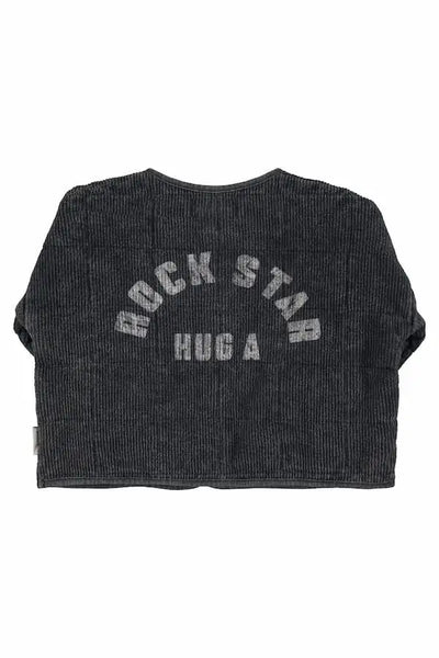 Chaqueta negra con texto "Hug a rock star" en la espalda, vista trasera, Piupiuchick.