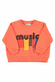 Sudadera de felpa naranja unisex con texto "music" en la parte delantera de Piupuchick para niñas y niños.