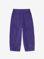 Vista atras de pantalon de pana Nº1 Violet Indigo de True Artist moda ecologica hecho en España.