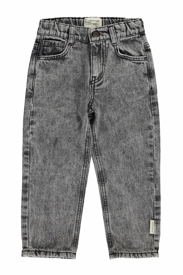 Pantalones Piupiuchick denim de color negro lavado para niños y niñas, con cintura ajustable y etiqueta en parte baja de pierna izquierda