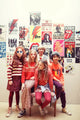 Niños y niñas vistiendo prendas de la nueva colección de Piupiuchick aw25 I´m with the band.